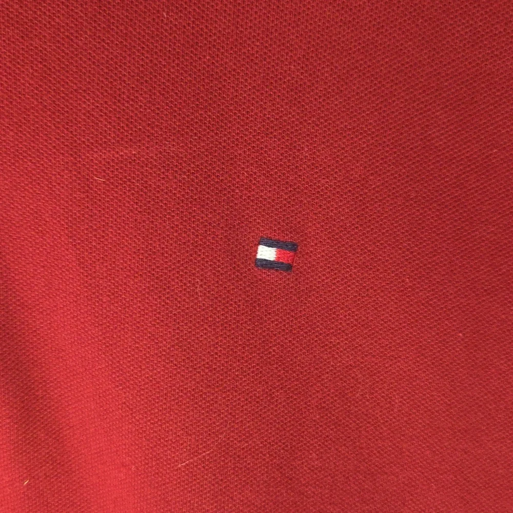 Tommy Hilfiger men's Red Polo Size L - Picture 3 of 6